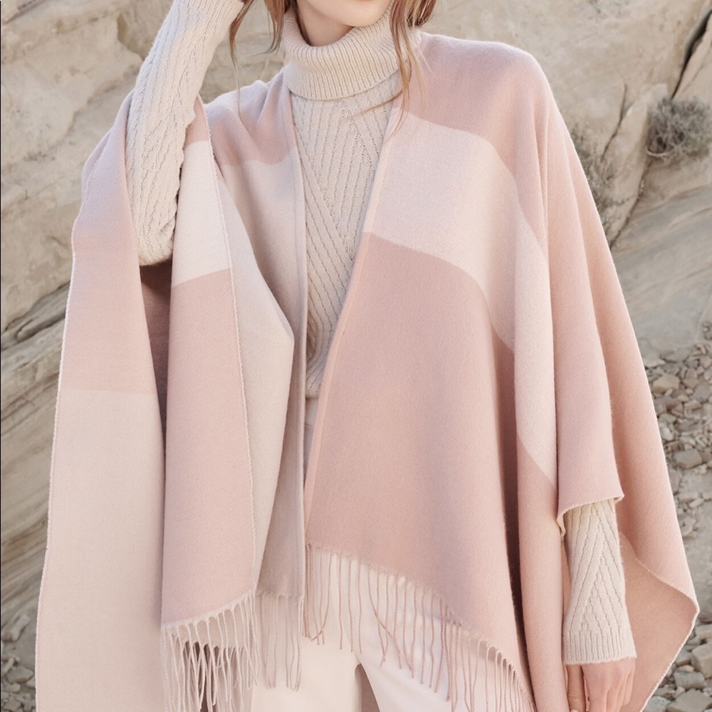 Soia and Kyo woven scarf